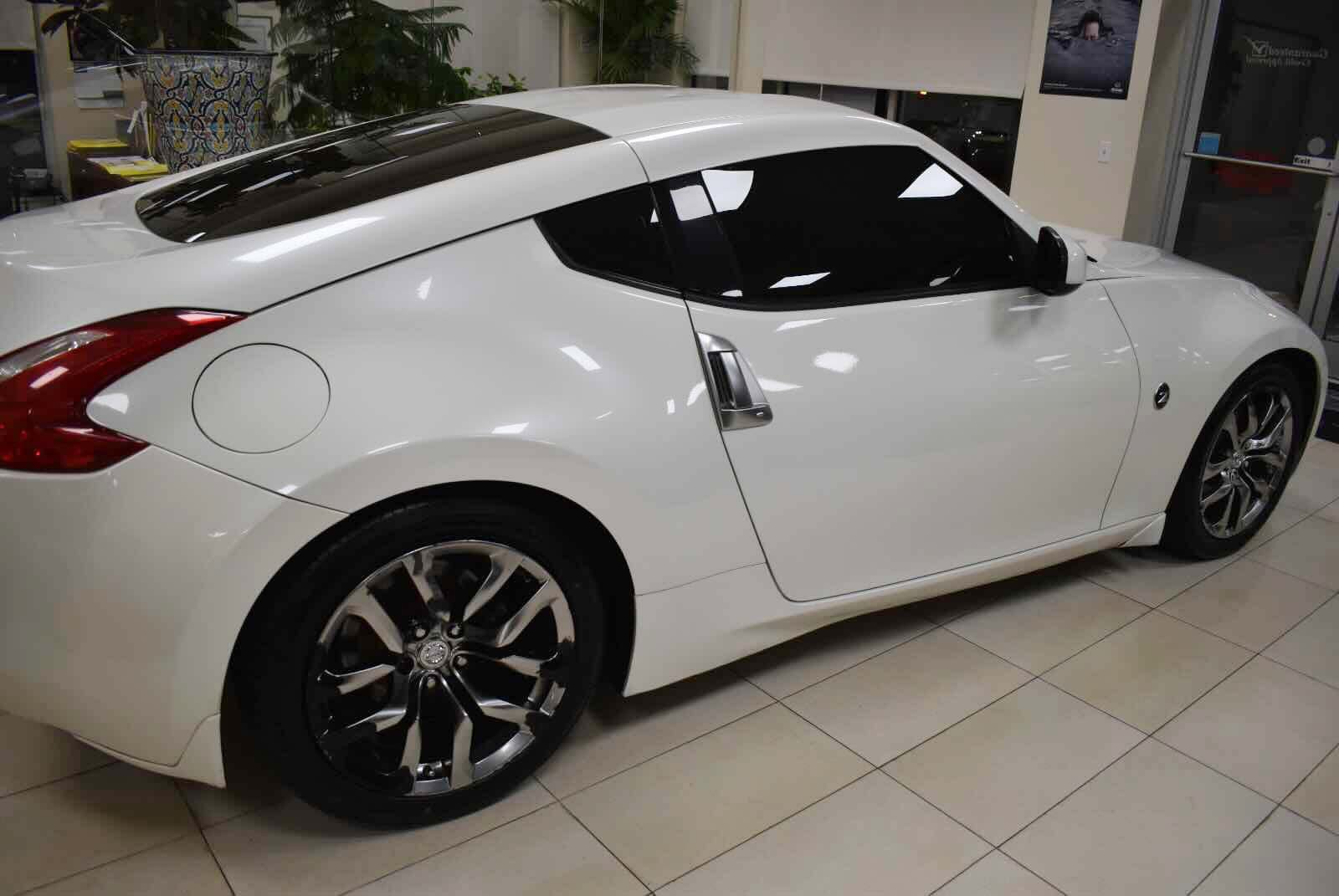 Used 2014 Nissan 370Z Coupe RWD image 35