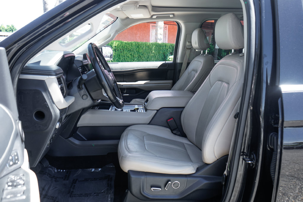 Used 2022 Ford Expedition Max Limited RWD image 23