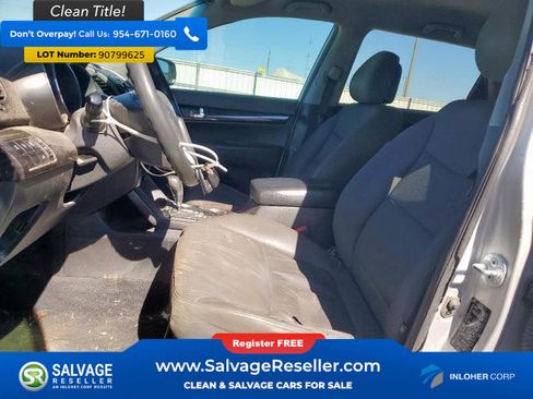 Used 2012 Kia Sorento FWD image 9