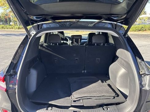 Used 2023 Ford Escape Platinum AWD/4WD image 13