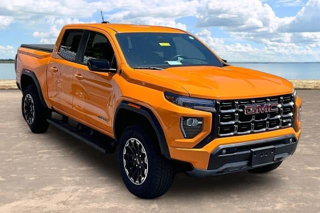 Used 2026 GMC Canyon AT4 AWD/4WD image 1