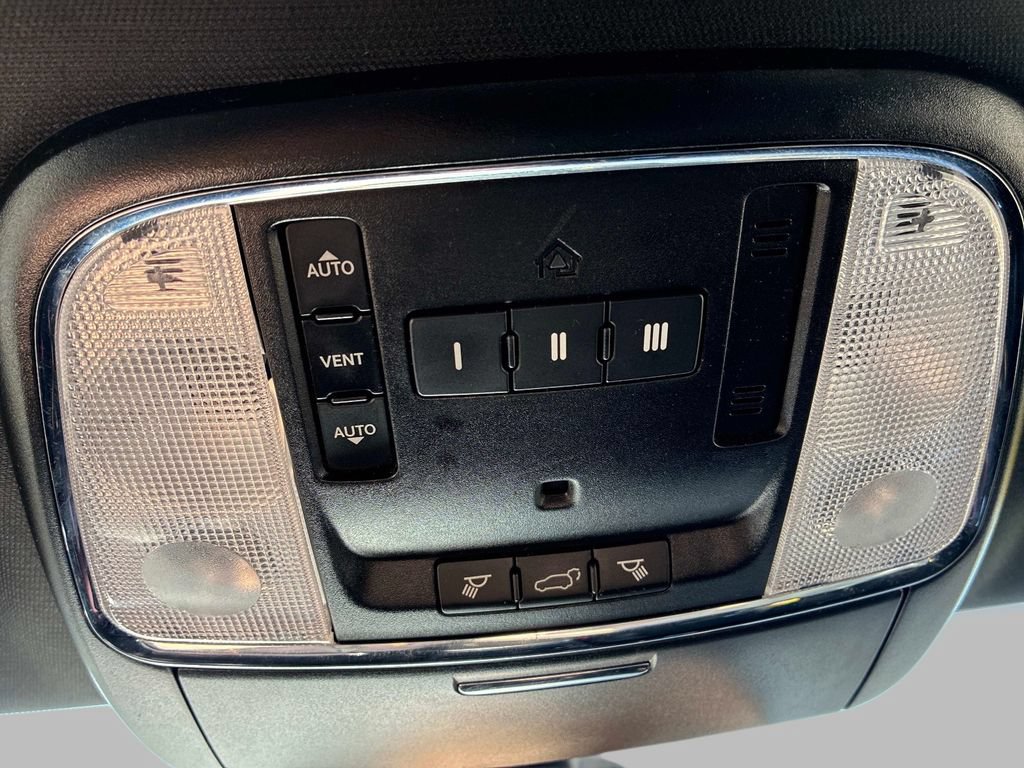 Used 2018 Dodge Durango GT w/ Premium Group AWD/4WD image 42