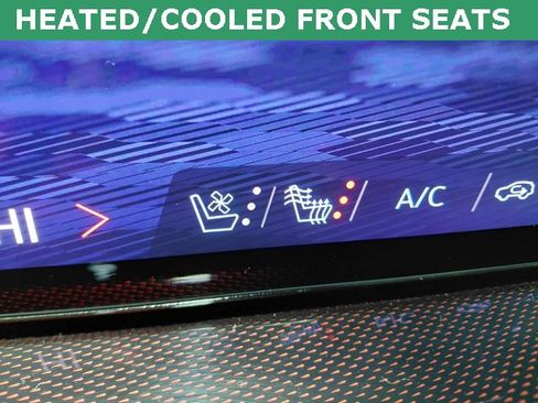 Certified 2024 Chevrolet Traverse RS w/ LPO, Floor Liner Package image 8