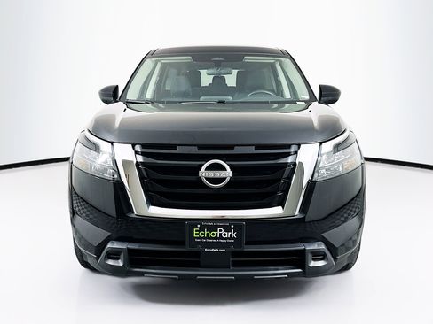 Used 2024 Nissan Pathfinder S w/ Cargo Package AWD/4WD image 2