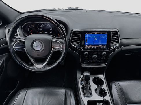 Used 2022 Jeep Grand Cherokee Limited image 15