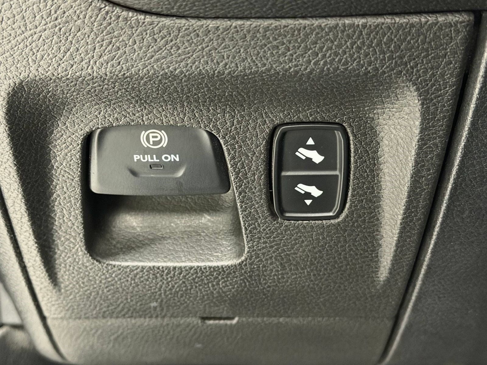 Used 2019 RAM 1500 Sport w/ Level 2 Equipment Group AWD/4WD image 19