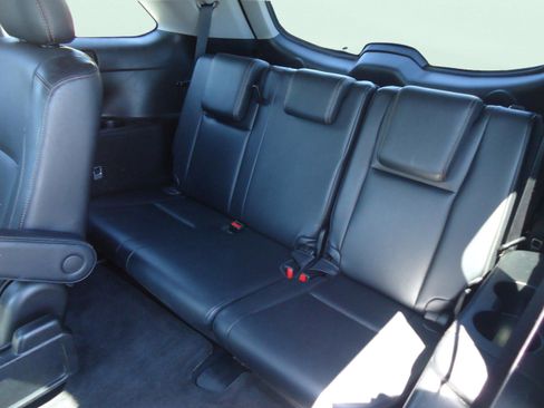 Used 2017 Toyota Highlander Limited w/ Carpet Mat Package AWD/4WD image 30