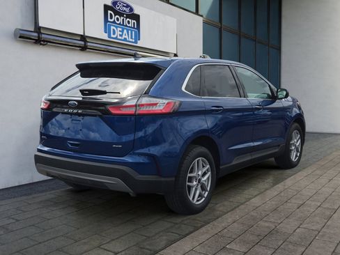 Certified 2024 Ford Edge SEL w/ Convenience Package AWD/4WD image 3