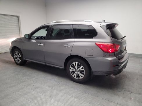 Used 2019 Nissan Pathfinder S FWD image 3