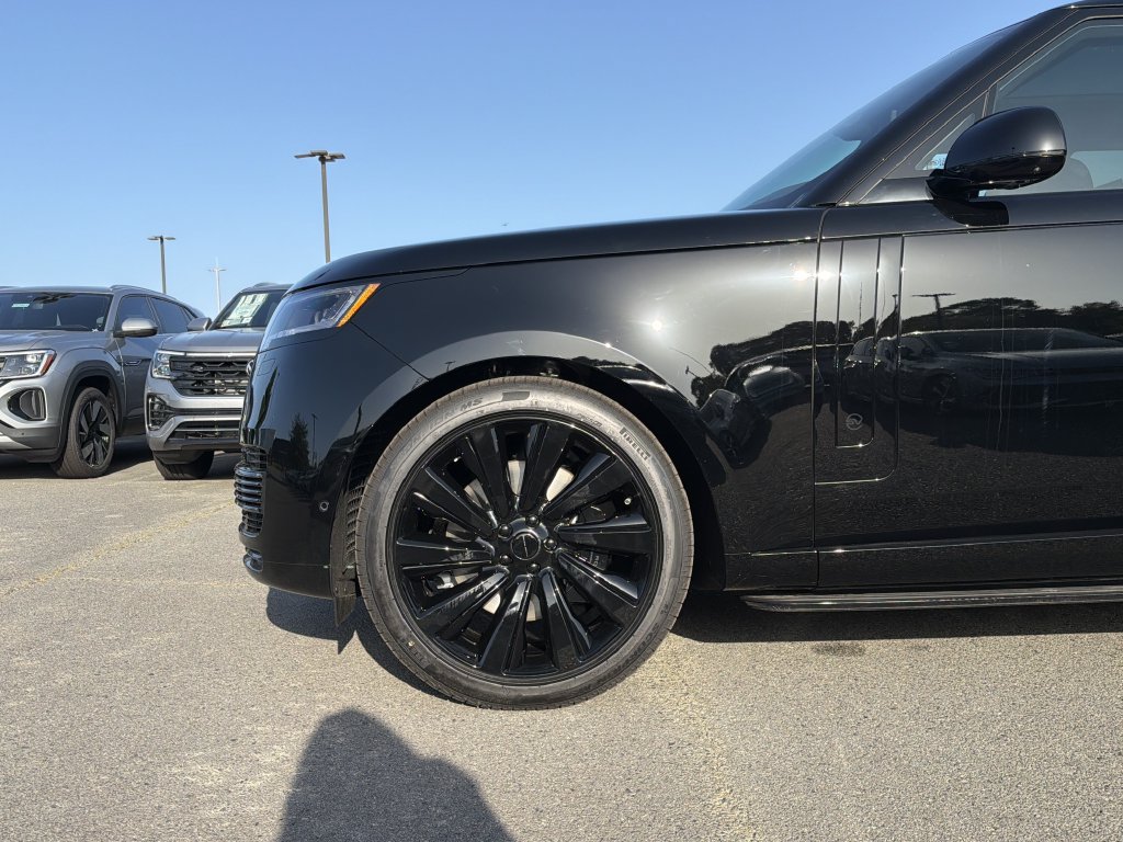 New 2026 Land Rover Range Rover Long Wheel Base SV AWD/4WD image 9