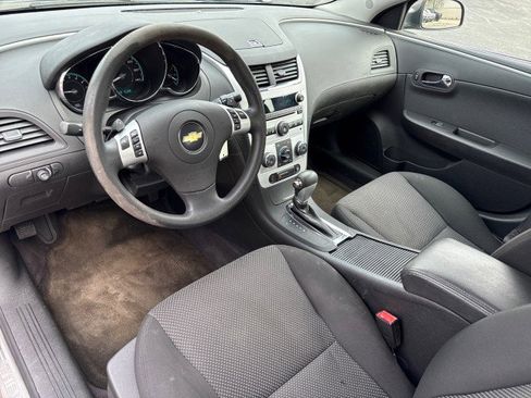 Used 2010 Chevrolet Malibu LT w/ Power Convenience Package image 16