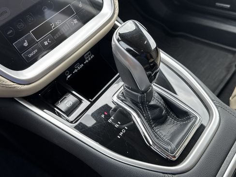 Used 2023 Subaru Outback Limited image 22