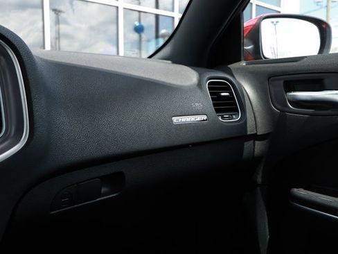 Used 2022 Dodge Charger SXT RWD image 24