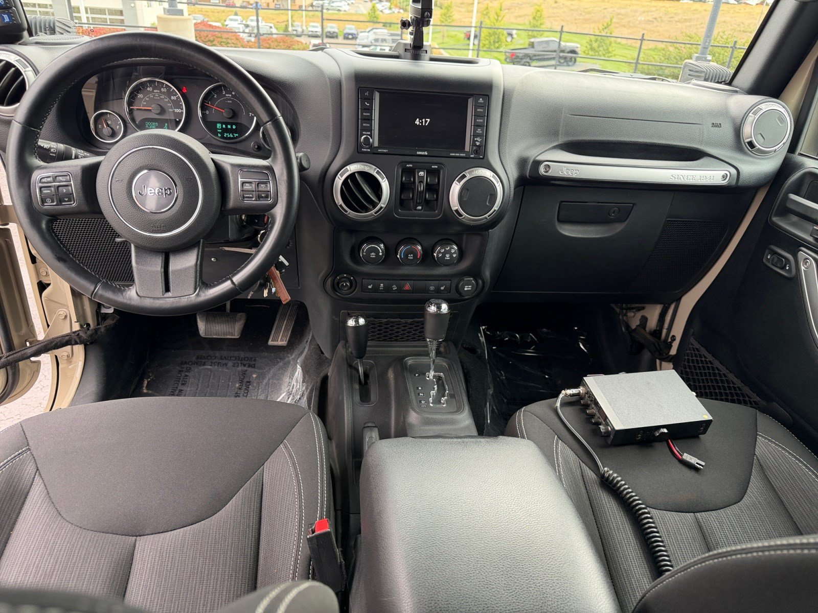 Used 2016 Jeep Wrangler Unlimited Rubicon w/ Connectivity Group AWD/4WD image 19
