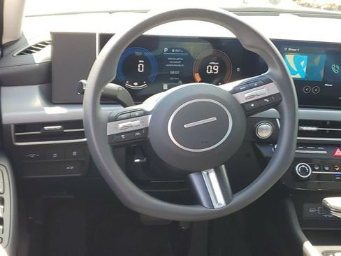 Certified 2025 Hyundai Sonata SE FWD image 11