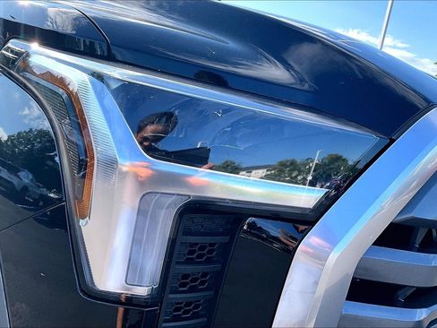 Used 2026 Toyota Tundra Limited AWD/4WD image 26