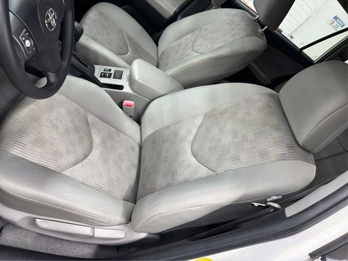 Used 2012 Toyota RAV4 4WD w/ Value Pkg image 15