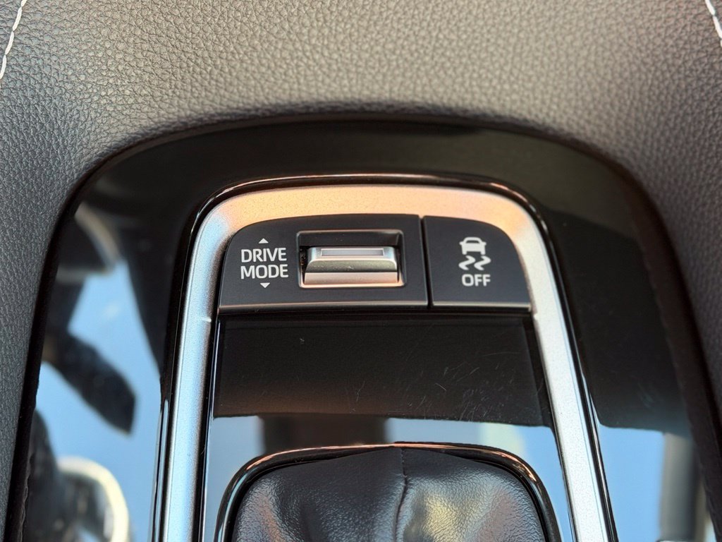 Used 2024 Toyota Corolla XSE FWD image 18