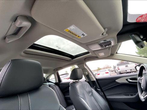 Used 2025 Acura TLX w/ Technology Package image 23