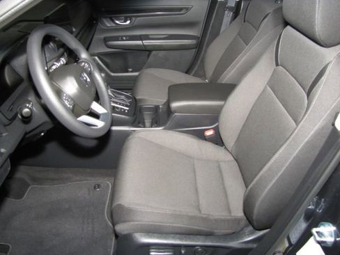 Certified 2026 Honda CR-V EX image 9