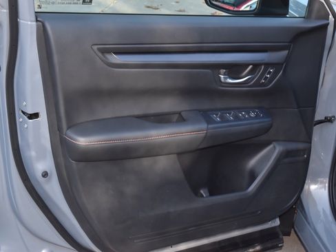 Used 2025 Honda CR-V Sport-L image 34