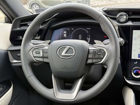 Used 2024 Lexus RZ 300e Premium w/ Accessory Package (Z1) image 9
