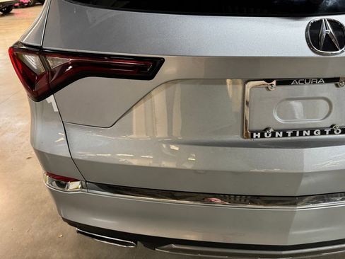 New 2026 Acura MDX SH-AWD image 16