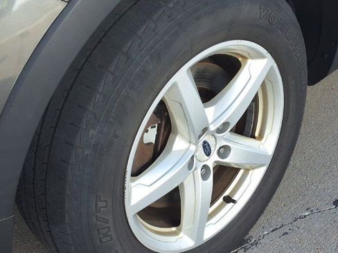 Used 2017 Ford Explorer XLT AWD/4WD image 21