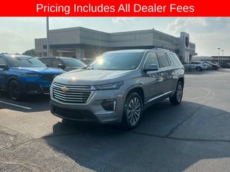 Used 2023 Chevrolet Traverse Premier FWD video 1