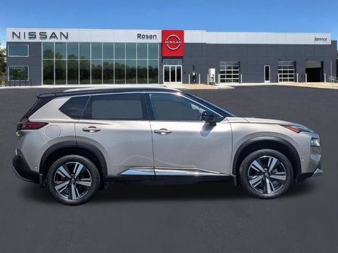 Certified 2023 Nissan Rogue Platinum w/ Platinum Premium Package AWD/4WD image 2