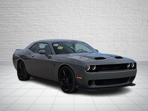 Used 2023 Dodge Challenger SRT Hellcat w/ Driver Convenience Group RWD image 6