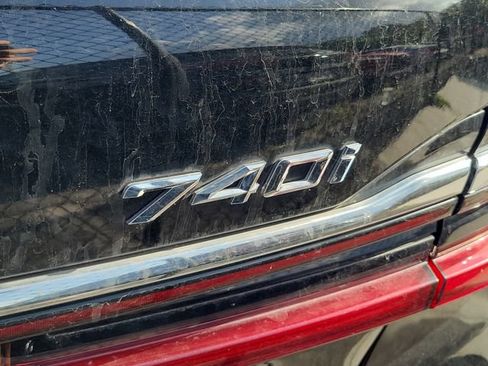 Used 2021 BMW 740i RWD image 5