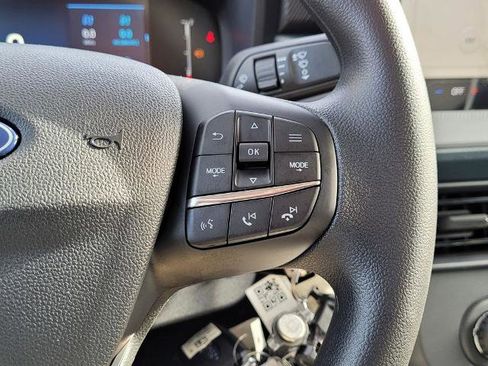 New 2025 Ford Maverick XL image 17