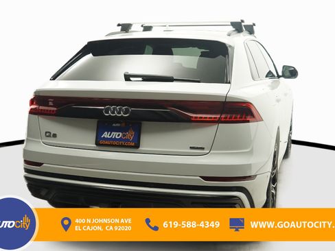Used 2019 Audi Q8 Prestige w/ Luxury Package AWD/4WD image 10