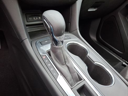 Certified 2023 Chevrolet Equinox LT image 18