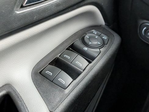 Used 2021 Chevrolet Equinox Premier image 22