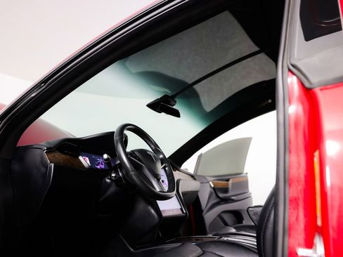 Used 2020 Tesla Model X Long Range image 26