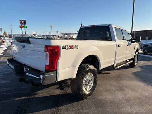 Used 2019 Ford F250 XLT w/ XLT Value Package image 5
