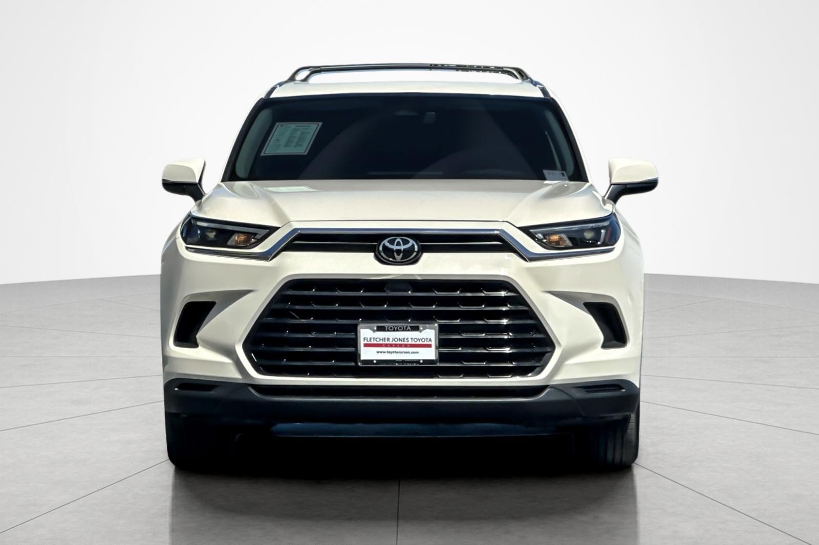 Certified 2024 Toyota Grand Highlander FWD image 8