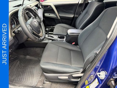 Used 2015 Toyota RAV4 LE FWD image 23