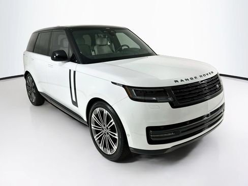 Used 2024 Land Rover Range Rover SE AWD/4WD image 1