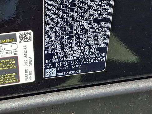 New 2026 Land Rover Range Rover SE AWD/4WD image 19