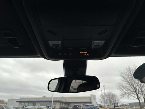 Certified 2024 Chevrolet Equinox RS w/ RS Leather Package image 29