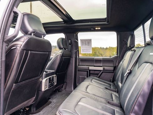 Certified 2018 Ford F150 Platinum w/ Equipment Group 701A Luxury image 19