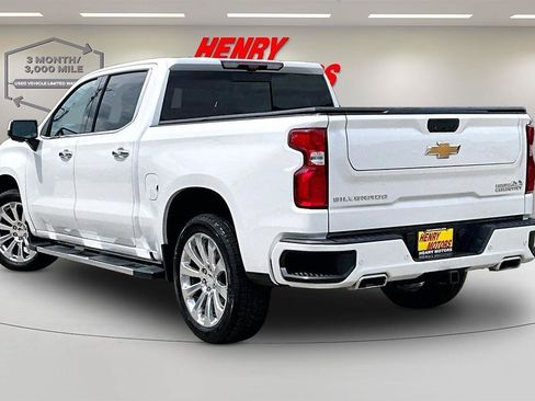 Used 2021 Chevrolet Silverado 1500 LTZ w/ Safety Package II AWD/4WD image 4