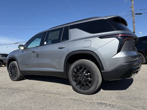 New 2026 Chevrolet Traverse LT w/ Midnight/Sport Edition image 4