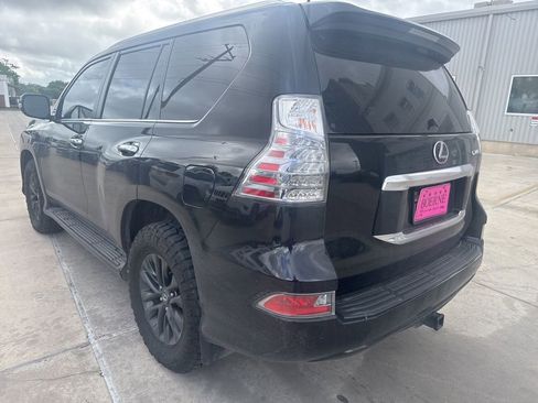 Used 2021 Lexus GX 460 Premium w/ Premium Package image 9