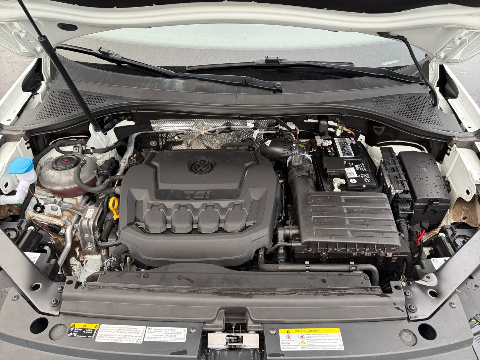 Used 2022 Volkswagen Tiguan SE AWD/4WD image 22