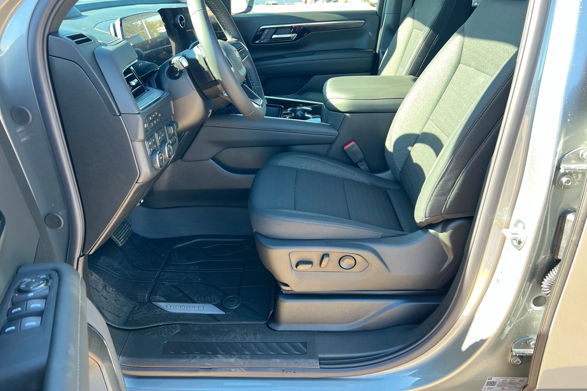 New 2026 Chevrolet Tahoe LS AWD/4WD image 18