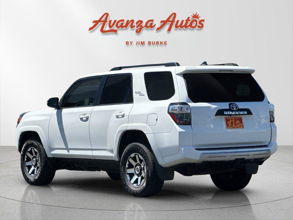 Used 2022 Toyota 4Runner TRD Off-Road Premium AWD/4WD image 3